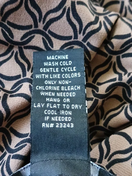 NEW YORK & CO Short Sleeve Dress Cinch Wrap Belt V Neck Knee Length Print Size S - Picture 11 of 13